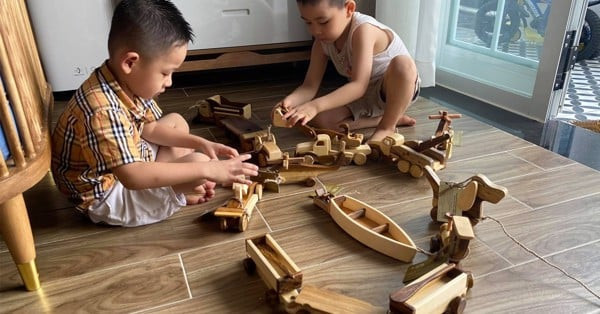 10 món đồ chơi gỗ thông minh an toàn cho trẻ 10 món đồ chơi gỗ thông minh an toàn cho trẻ